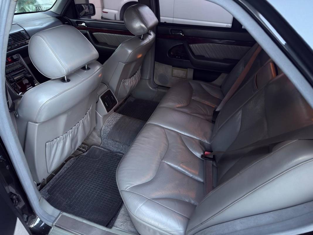 Milli Görüş Lideri Erbakan'ın makam aracı açık artırmayla satışa çıkarıldı 9